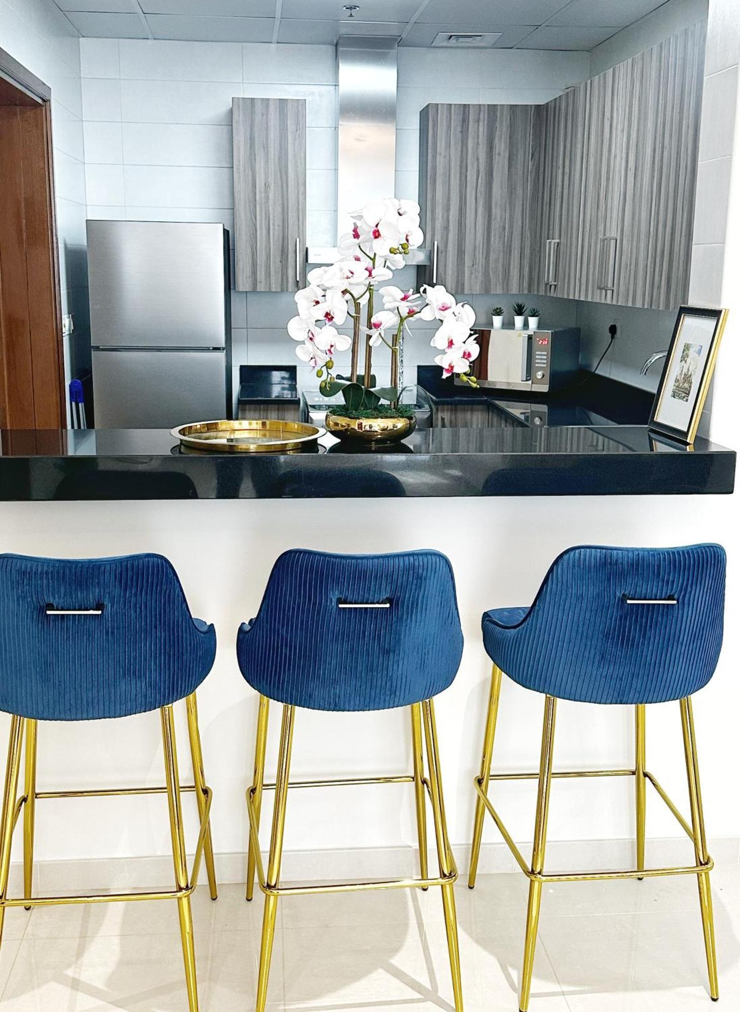 Dunya Tower Luxury And 2 Min Walk To Dubai Mall And Burj Khalifa In Heart Of Downtown Ngoại thất bức ảnh