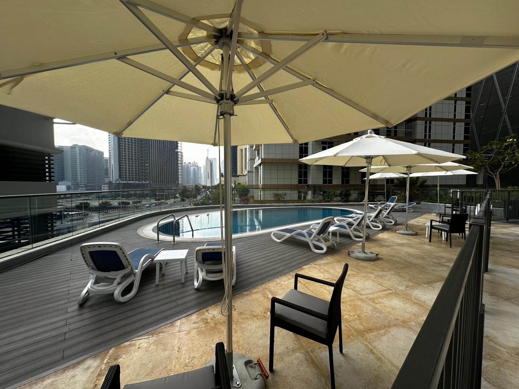 Dunya Tower Luxury And 2 Min Walk To Dubai Mall And Burj Khalifa In Heart Of Downtown Ngoại thất bức ảnh